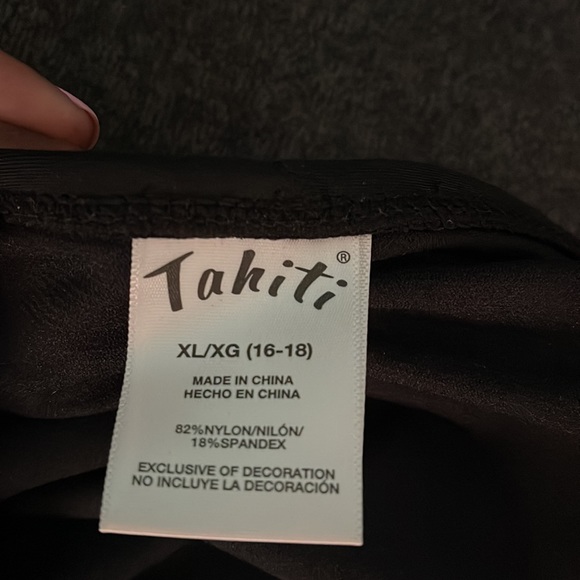 NWT: Black, Gold and Silver Two piece Tahiti Swim suit👙🖤 - Picture 7 of 12